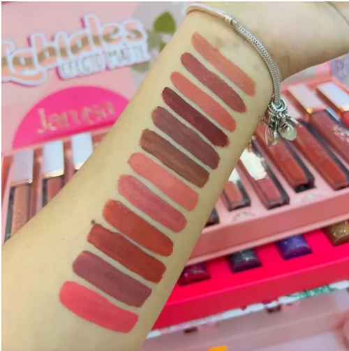 LLEVATE EL COMBO DE 12 LABIALES A PRECIO IRRESISTIBLE 🥰😘